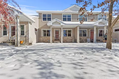731 Park Brook Rd NW, Isanti, MN 55040