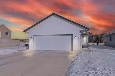 400 Cardinal St, Mora, MN 55051
