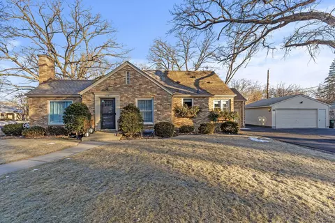 1616 W 70th St, Richfield, MN 55423
