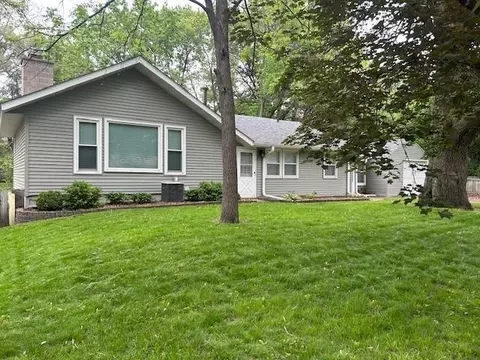 541 105th Ln NW, Coon Rapids, MN 55448
