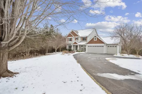 w12275 888th Avenue, River Falls, WI 54022