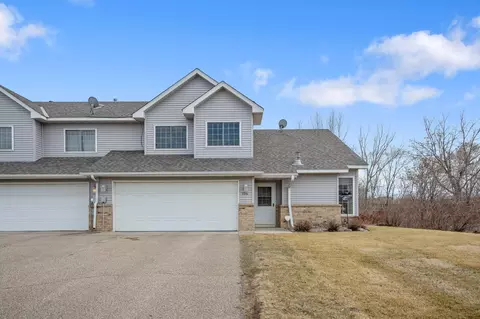 106 Appleblossom Ln E, Shakopee, MN 55379