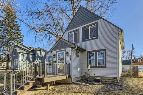 794 Hyacinth Ave E, Saint Paul, MN 55106