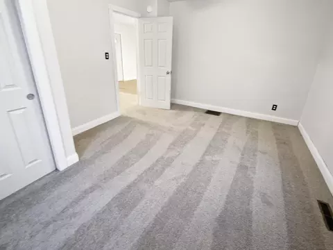 939 Juno Ave, Saint Paul, MN 55102 photo 15