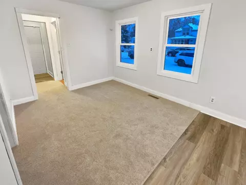 939 Juno Ave, Saint Paul, MN 55102 photo 14
