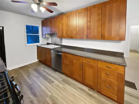 939 Juno Ave, Saint Paul, MN 55102 photo 12