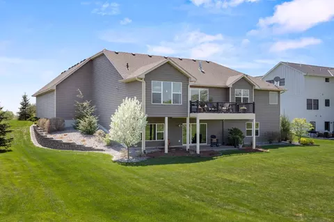 4680 Spruce Way, Maple Plain, MN 55359