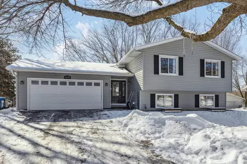 14135 37th Ave N, Plymouth, MN 55447
