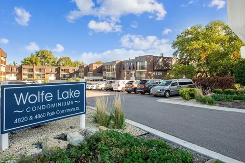 4820 Park Commons Dr #124, Saint Louis Park, MN 55416