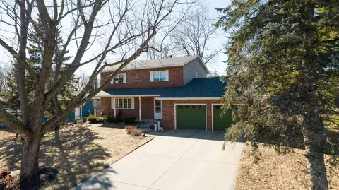 1404 Washington St, Northfield, MN 55057