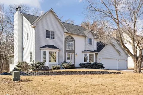 8886 Jewel Ave S, Cottage Grove, MN 55016