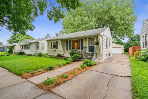 1934 Dorothea Ave, Saint Paul, MN 55116