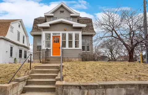 572 Smith Ave S, Saint Paul, MN 55107