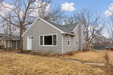 3477 Lyric Ave, Wayzata, MN 55391