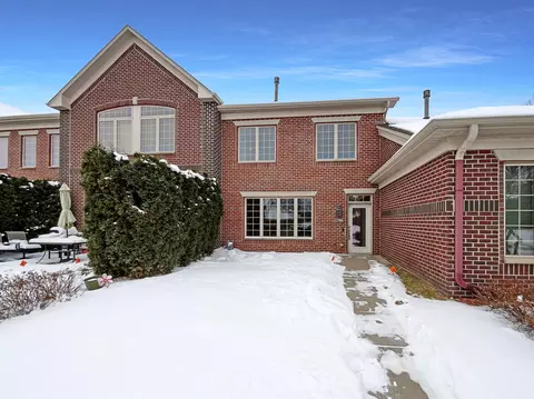 11790 Vermillion St NE #B, Blaine, MN 55449