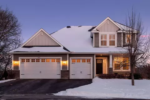 8805 Aspen Cir, Victoria, MN 55386