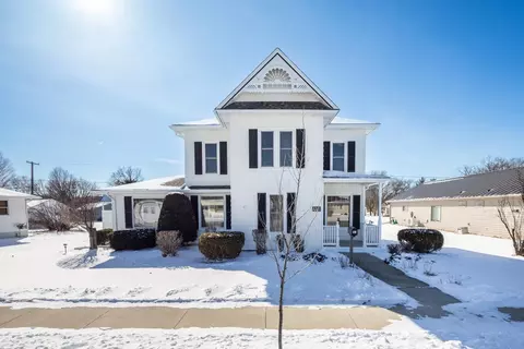 615 Main St S, Chatfield, MN 55923