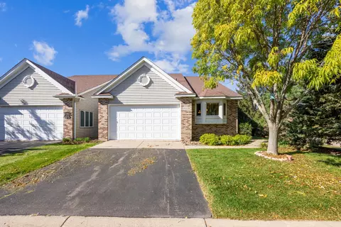 14270 Peninsula Point Dr, Savage, MN 55378