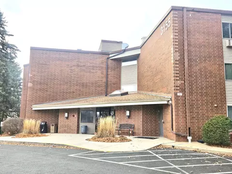3155 Coachman Rd #463, Eagan, MN 55121