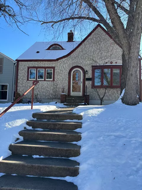 5025 13th Ave S, Minneapolis, MN 55417