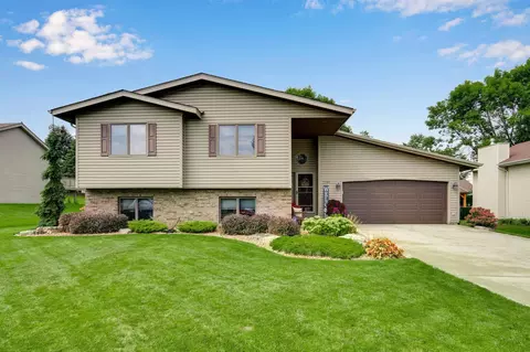 2080 Highland Dr, Hastings, MN 55033