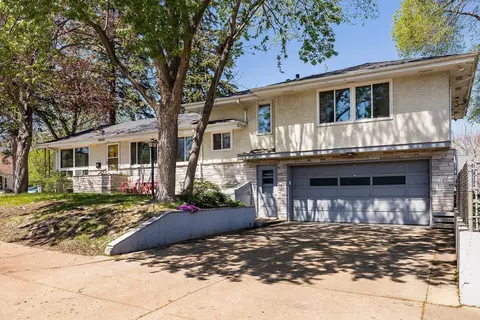5645 13th Ave S, Minneapolis, MN 55417