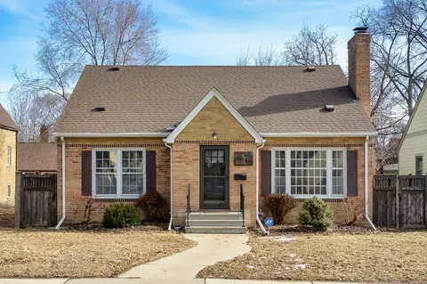 4413 Oakland Ave, Minneapolis, MN 55407