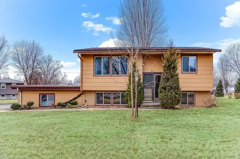 3670 Red Wing Blvd, Hastings, MN 55033