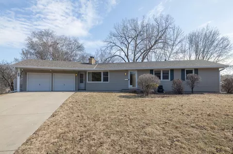 8001 33rd Ave N, Crystal, MN 55427