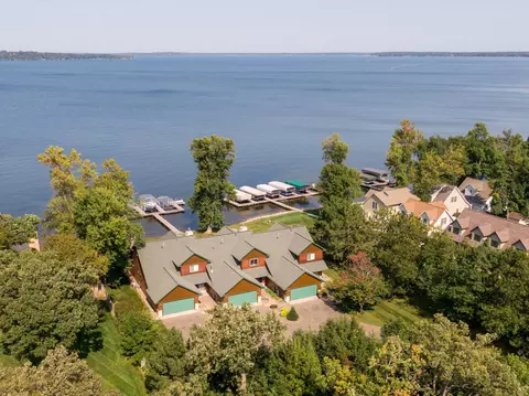 10444 Gull Point Rd, Brainerd, MN 56401