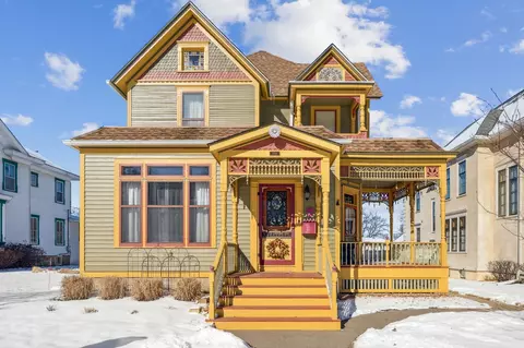 1010 W 4th St, Red Wing, MN 55066