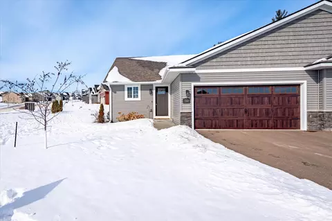 1260 Caden Ct, Eau Claire, WI 54703
