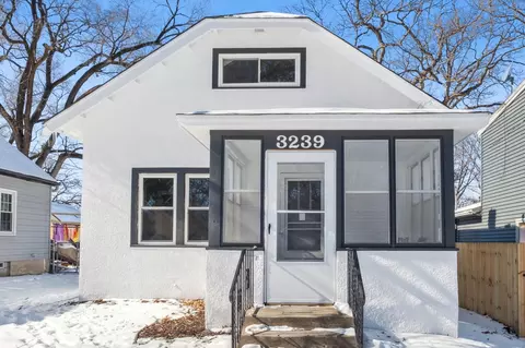3239 Upton Ave N, Minneapolis, MN 55412