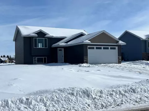 1230 Pheasant Run, New Richmond, WI 54017