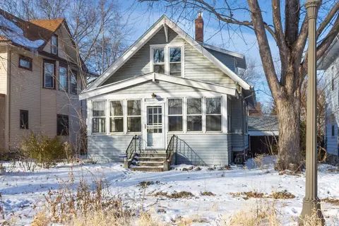 1255 Charles Ave, Saint Paul, MN 55104