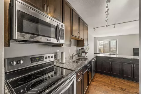 19 S 1st St #B1905, Minneapolis, MN 55401
