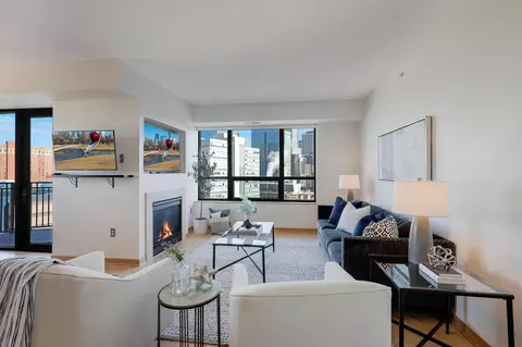 500 E Grant St #1302, Minneapolis, MN 55404