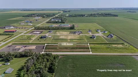 3671 80th Ave N, Moorhead, MN 56560