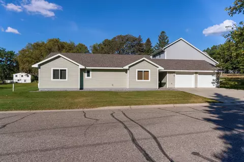 608 Roosevelt St, Alexandria, MN 56308