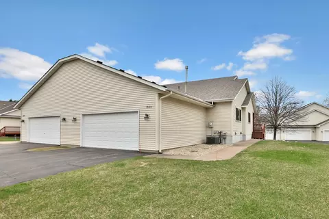 13413 Pine View Pl, Lindstrom, MN 55045 photo 2