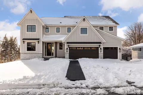 6824 Brittany Rd, Edina, MN 55435