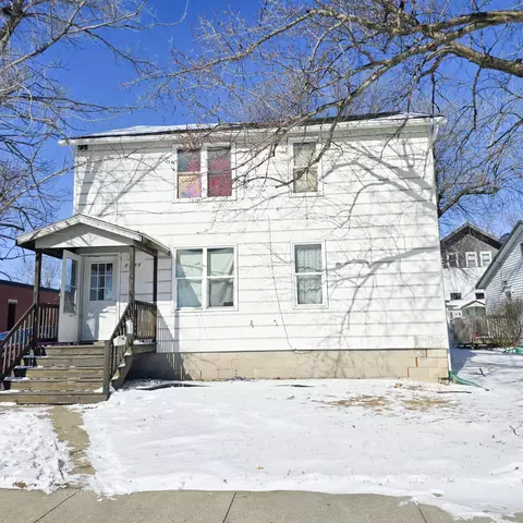 1221 3rd Ave, Worthington, MN 56187