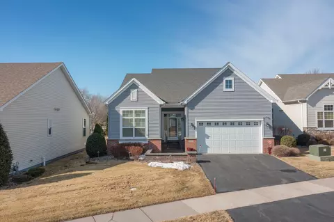 7509 Shadyview Ln N, Maple Grove, MN 55311