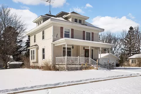 311 N Green Ave, New Richmond, WI 54017