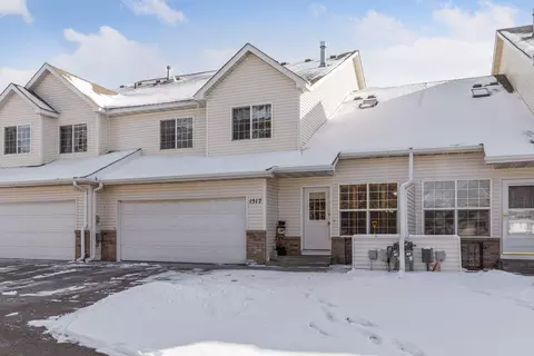 1517 Lewis St S, Shakopee, MN 55379
