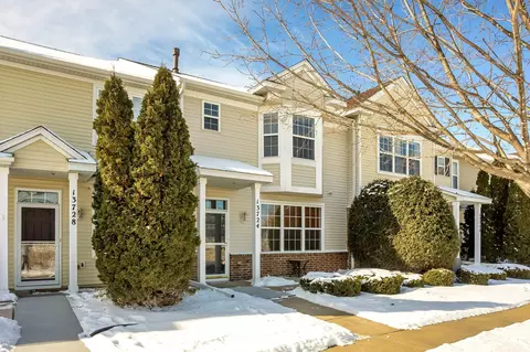 13724 Atrium Ave #203, Rosemount, MN 55068
