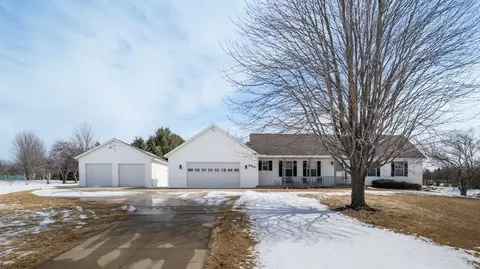 5614 Eisenhower Dr SE, Rochester, MN 55904