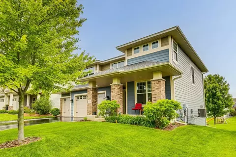 971 Monarch Trl, Eagan, MN 55123