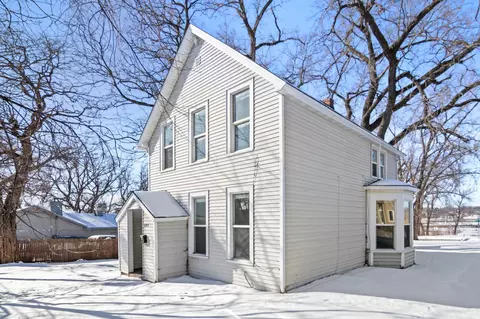 889 Westminster St, Saint Paul, MN 55130