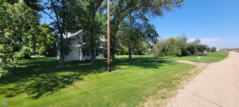 302 3rd Ave NW, Steele, ND 58482 photo 8